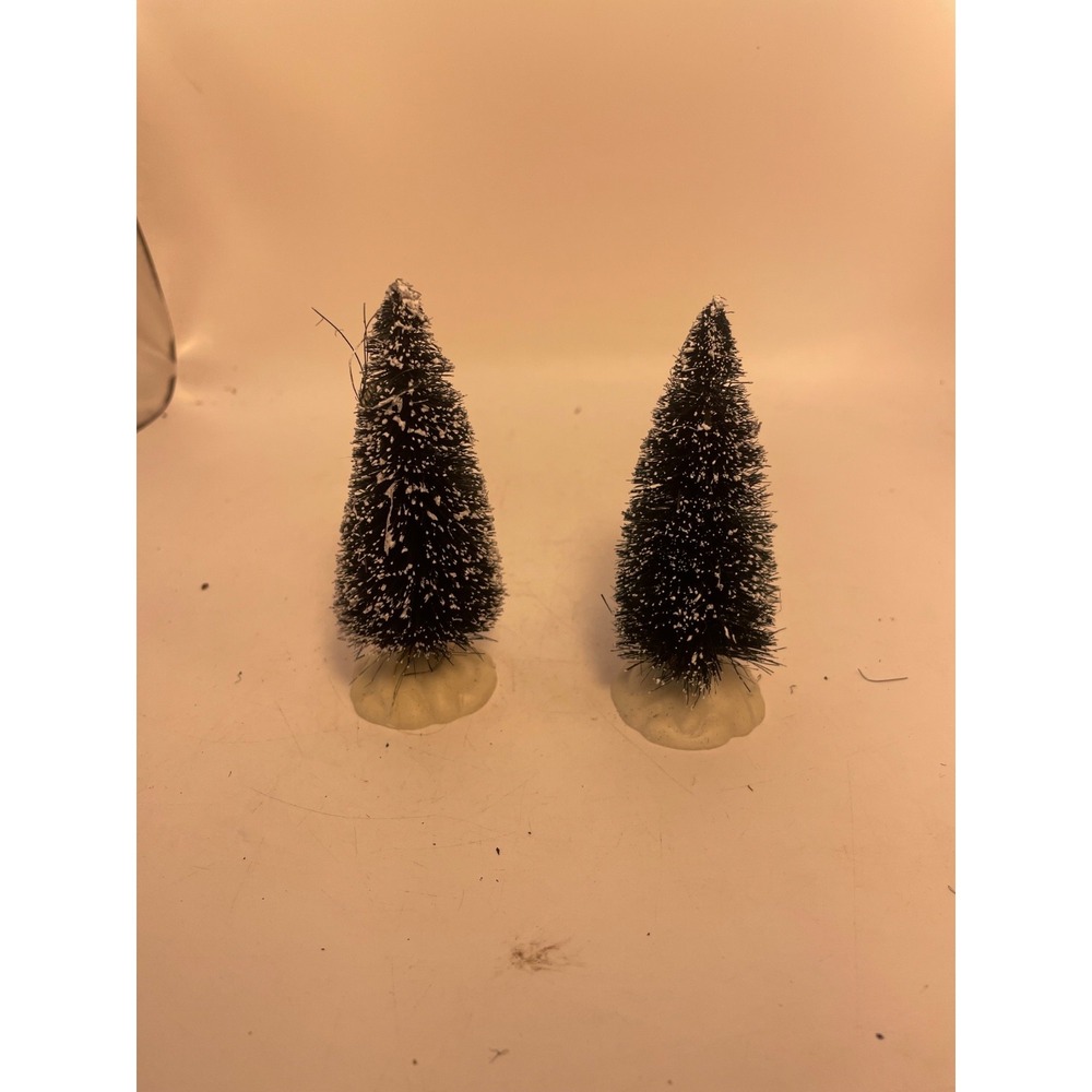Lemax Green Flocked Bottle Brush Tree Plastic Base Christmas Village Lot (2) 4 '